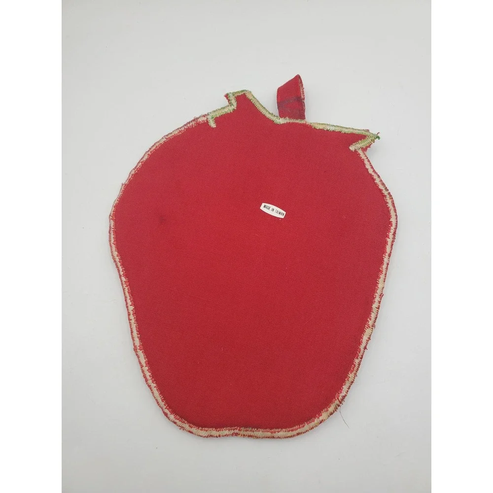 Vintage 1970s / 1980s Strawberry Pot Holder Hot Pad - Retro Kitchen Decor